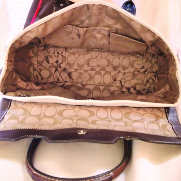 Coach Vintage Soho Leather Flap East/West Satchel in White & Saddle, EUC - Picture 2 of 16